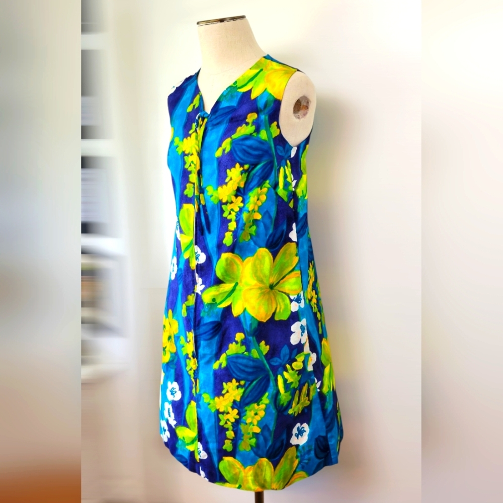 Vintage Sears Hawaiian Dress
